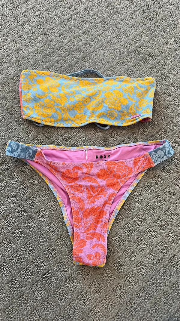Roxy bikini set  - Image 2
