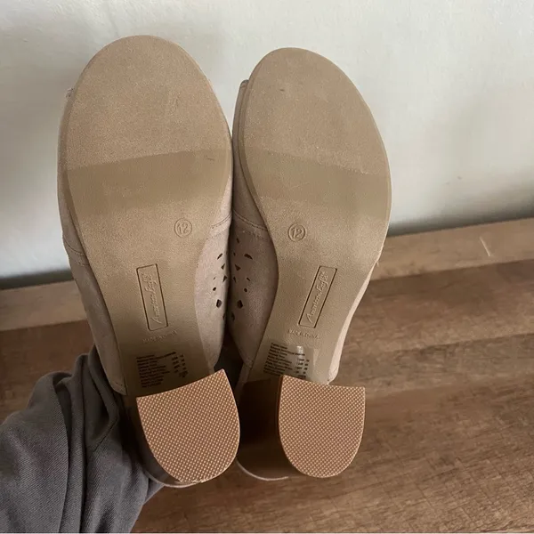 American Eagle Perforated Block Heel Mule Sandals Size 12 - Image 9