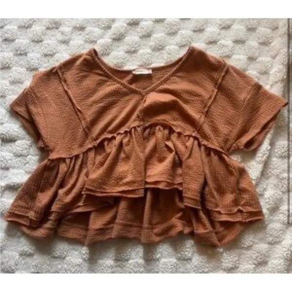Altar'd State V-neck short-sleeve Boho ruffled hem Peplum Rust Size S Crop Shirt - Image 2