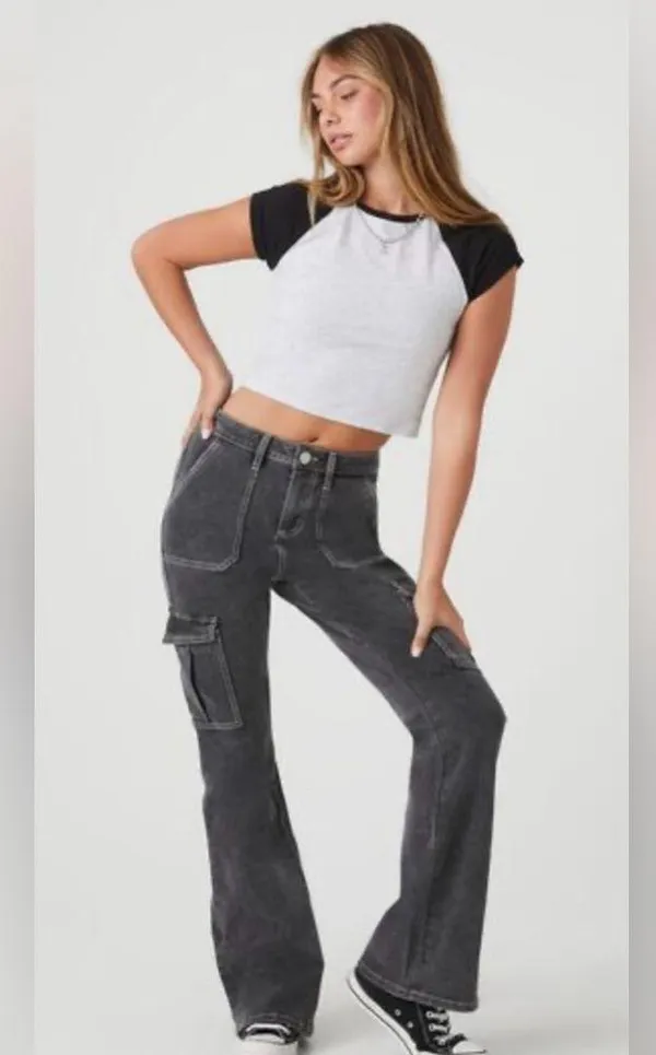 FOREVER 21 - Cargo Flare Jeans- Acid Washed Black Size 31 - Image 2