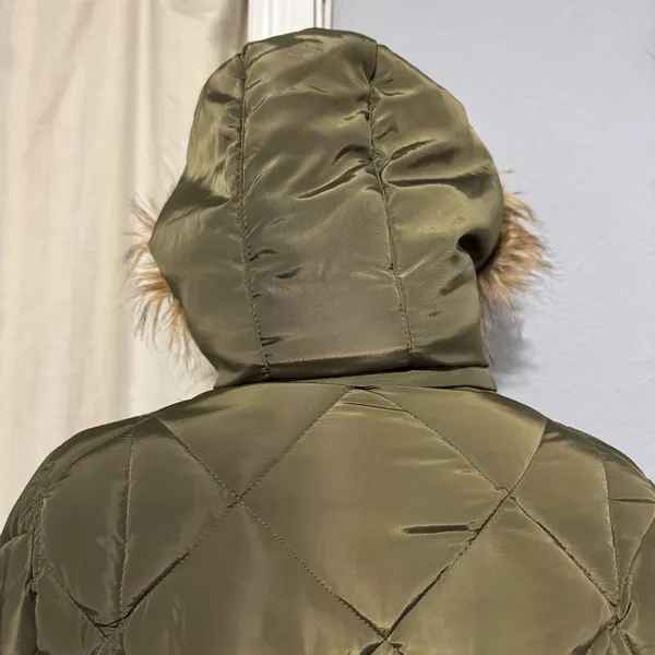 Weatherproof Olive‎ Green Quilted Puffer Jacket Faux Fur Trim Hood Women's Sz L - Image 8