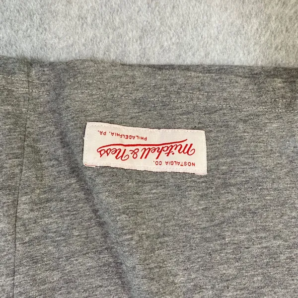 Mitchell & Ness Astros T-Shirt Women‎ L Gray Tailored Fit MLB Baseball Fan EUC - Image 4