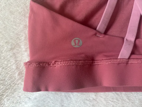Lululemon Energy Bra / Cherry Tint - Size 4 - Image 4