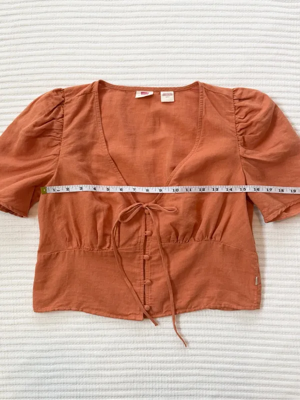 Levi's Luisa Linen Blend Rust Orange Cropped Puff Sleeve Top with Bow Tie Front - Image 6