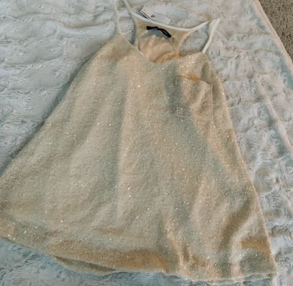 Foreign Exchange style sequin top S - Image 2