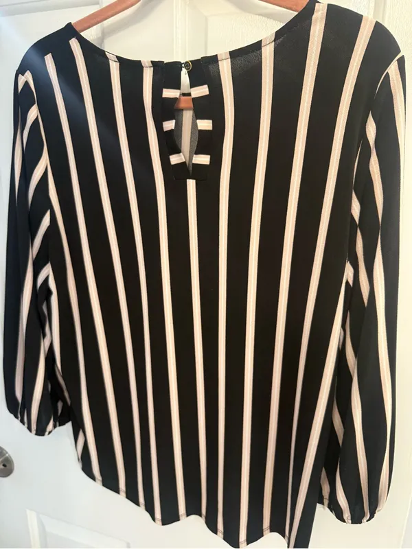 Adrianna Papell Black Cream Stripe Blouse office work wear casual business cute - Image 4