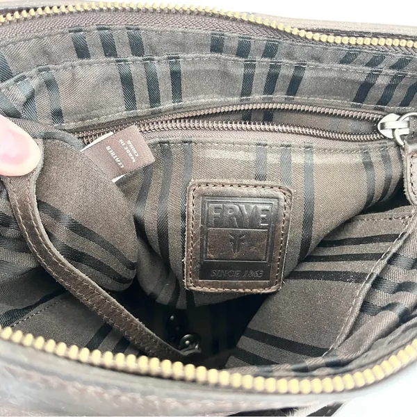 Frye ‘Melissa Button’ Grey Distressed Leather Crossbody Bag - Image 10