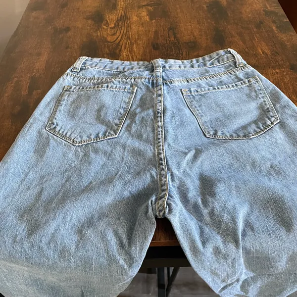 SheIn high waisted ripped Mom jeans - Image 5