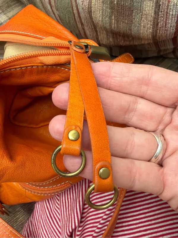 Spiral Orange Leather Hobo Shoulder Bag - Image 5