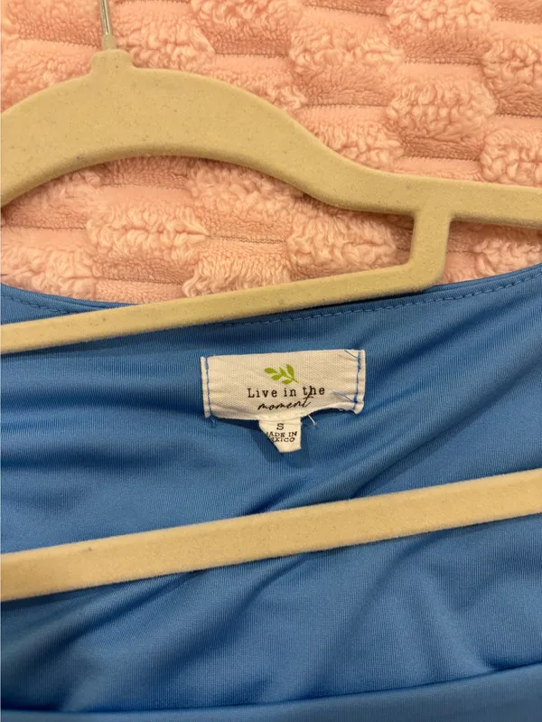 Live in the Moment Crop Top - Image 2