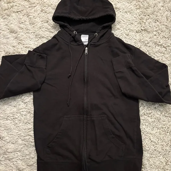 Essential Black Full Zip - Image 4
