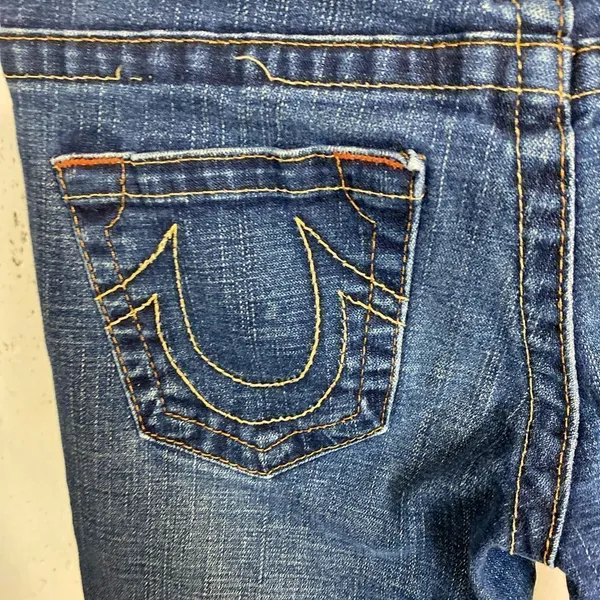 #321 TRUE RELIGION Straight Jeans - Image 7