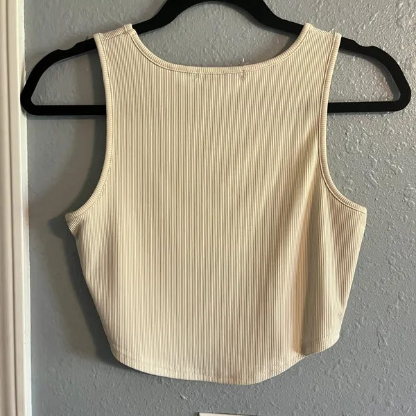SHEIN Cream Sleeveless Crop Tank Top - Image 2