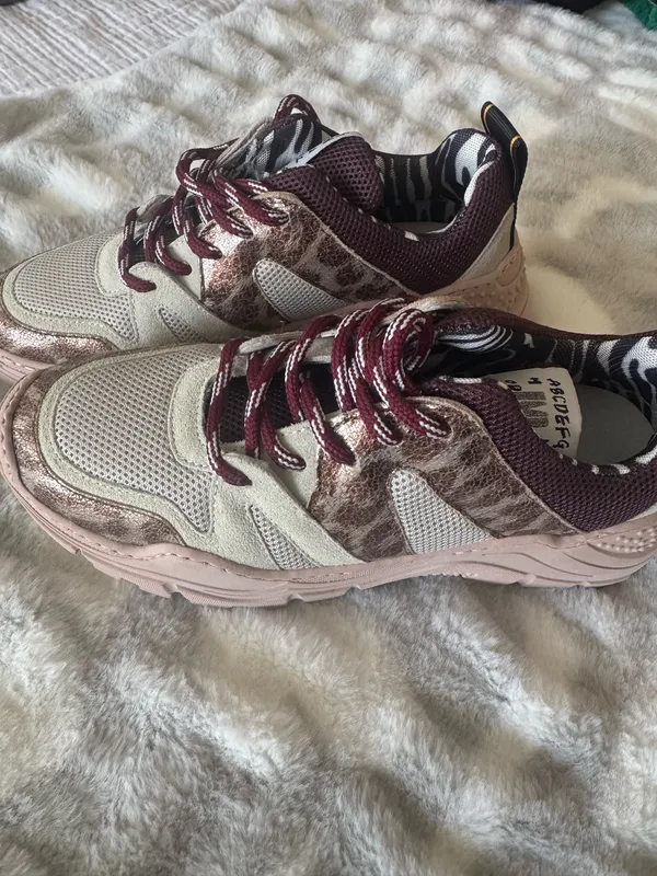 Meline Sneakers Multiple Size 6 - Image 4