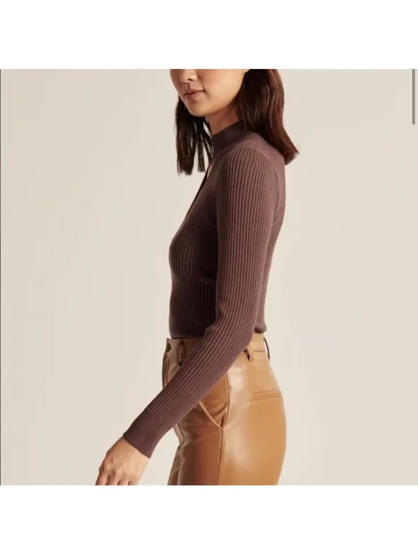 Abercrombie & Fitch Rust Brown Keyhole Mock Neck Ribbed Knit Sweater size XS - Image 11