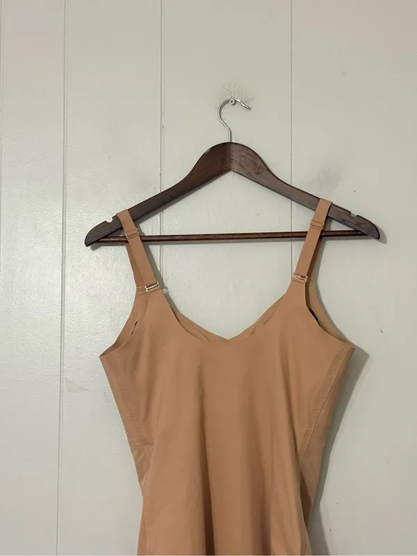 Honeylove Cami Bodysuit Shapewear Beige Nude L Built-In Bra Sculpting Seamless - Image 9