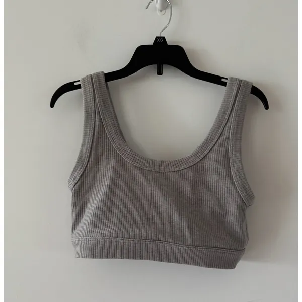 Alo Yoga Wellness Ribbed Heather Grey Athletic Sports Bra Size S - Image 2