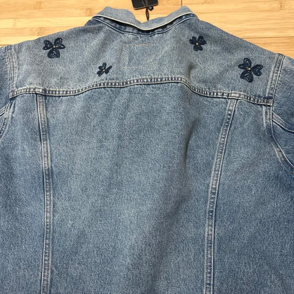 Levi’s denim jacket with embroidery - Image 5