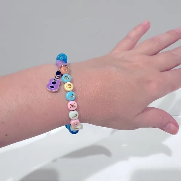 Kandi FOLKLORE glow in the dark stretch friendship bracelet, festival rave - Image 4