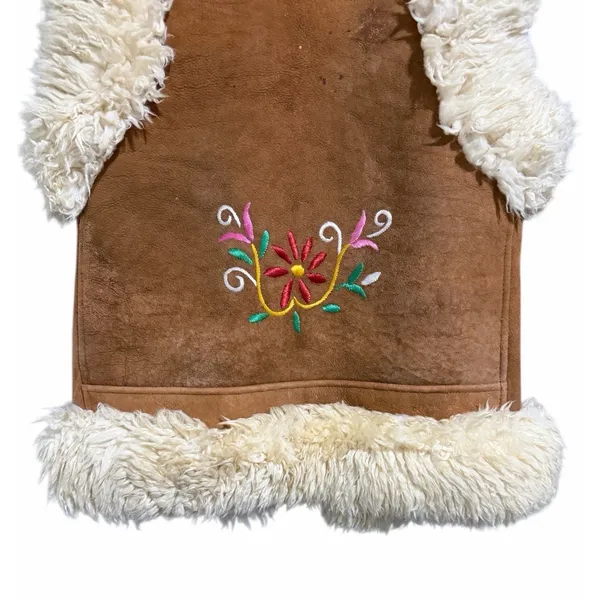 Handmade Vintage Mongolian‎ Fur Boho Suede Floral Embroidered Vest - Image 6
