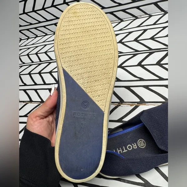Rothy’s The Original Slip On Sneaker in Navy size 8.5 - Image 5