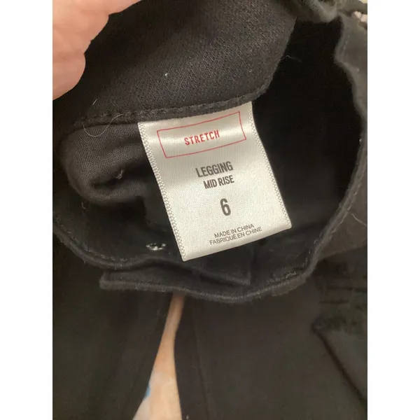 Express Black‎ Mid Rise Stretch Distressed Skinny Legging Jeans Size 6 - Image 3