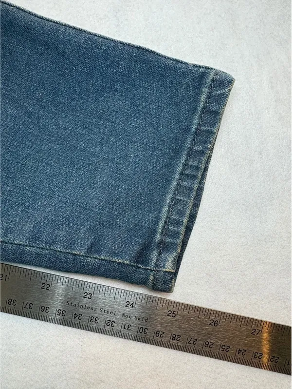 Signature Levi Strauss Heritage Mom Jeans Women’s 12 High Rise Blue Denim 24” - Image 7