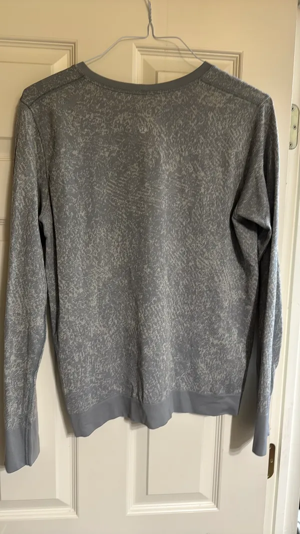 Lululemon Long Sleeve Top - Image 2