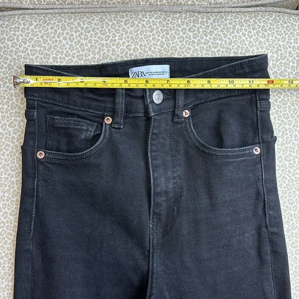 Zara Black High Rise Skinny Ankle Jeans size 4 - Image 3