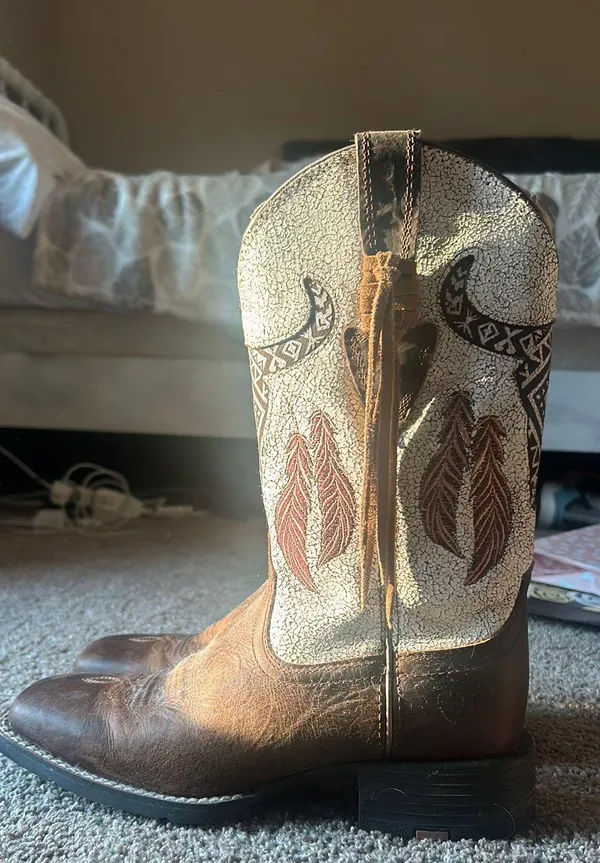 Ariat Cowboy Boots - Image 6