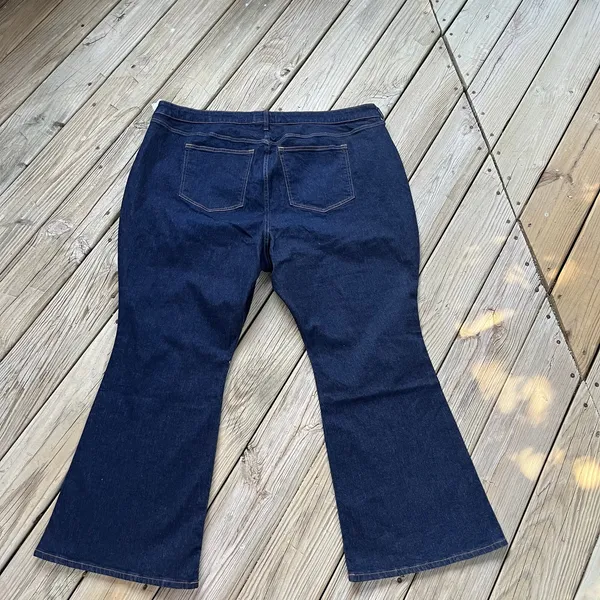 Abercrombie & Fitch Curve Love High Rise Bootcut Jeans Size 38S (46" Waist) NEW! - Image 2