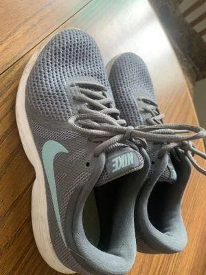 Nike Gray & Blue Sneakers - Image 3