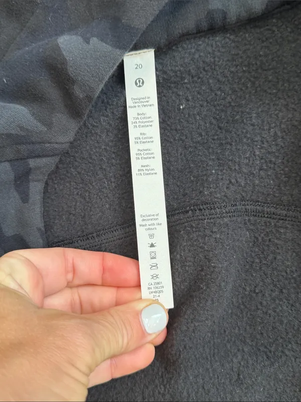 lululemon athletica Womens Dark Gray Black Camo Full-Zip Hoodie size 20 EUC - Image 5