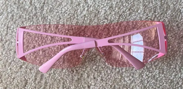 Retro Pink Sunglasses - Image 3