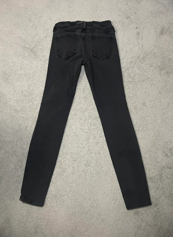 Le Skinny de Jeanna | Size 26 | Black Denim I Revolve Brand - Image 3
