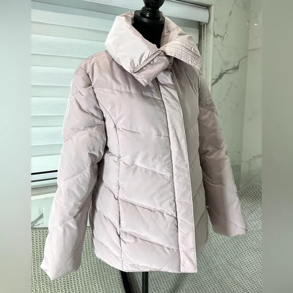 Michael Kors puffer jacket 🌸🌸 - Image 3