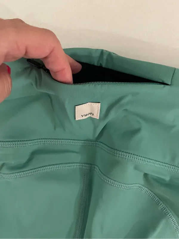 Vuori NWT Stride Leggings Basil High-Rise Pockets Size S - Image 10