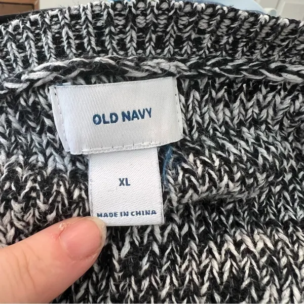 Old Navy‎ Women's Size XL Pullover Crewneck Sweater Cable Knit Black Marled - Image 7