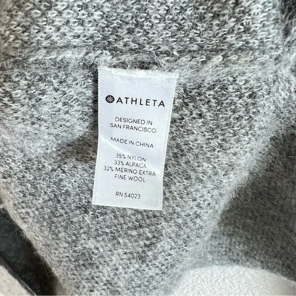 Athleta Undercover‎ Camo Pullover Sweater in CYA Grey - Image 5