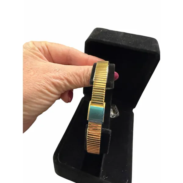 NWOT Heaven Mayhem Gold Tone Oval Watch - Image 4