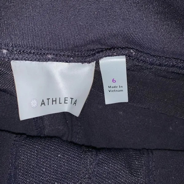 Athleta black size 6 Athleisure comfortable workout pants - Image 2