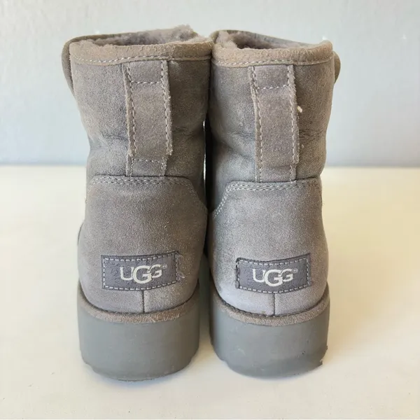 Ugg Kristin Gray Suede Leather Ankle Boots Women’s Size 9 - Image 2