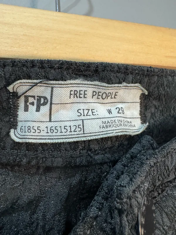 Black Free People Textured Super Skinny Pants Size 29 VGUC - Image 6