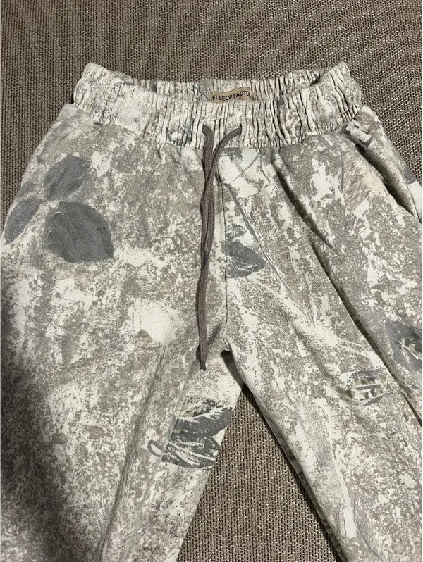 Art & Motion Light Camo Sweatpants - Image 2