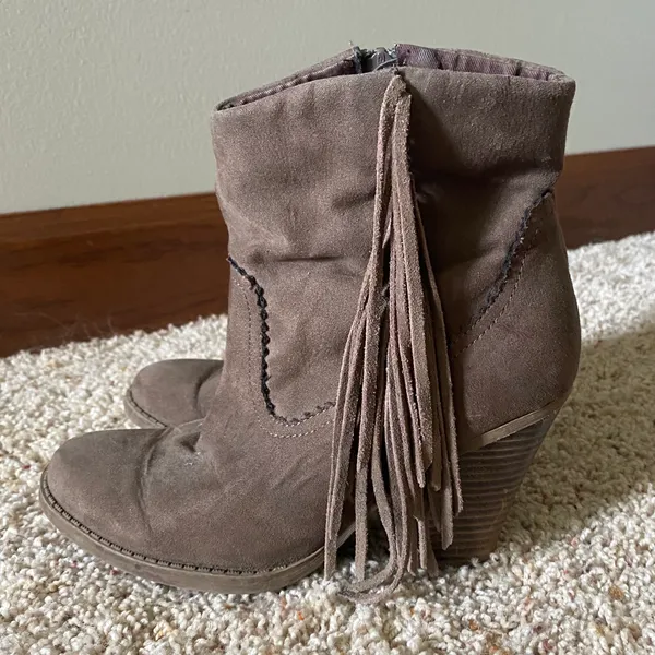 Mossimo Fringe Booties - Image 5