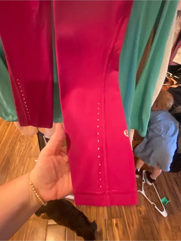 Lululemon Pink-Magenta leggings with Logo - Image 6