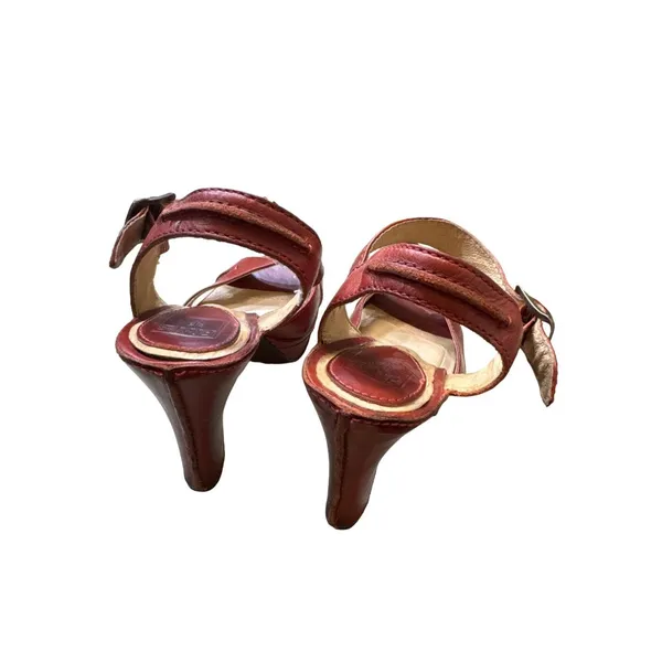 Frye women’s brown shoes/heels/pumps Samantha edition Authentic size 7M SKU 2829 - Image 3