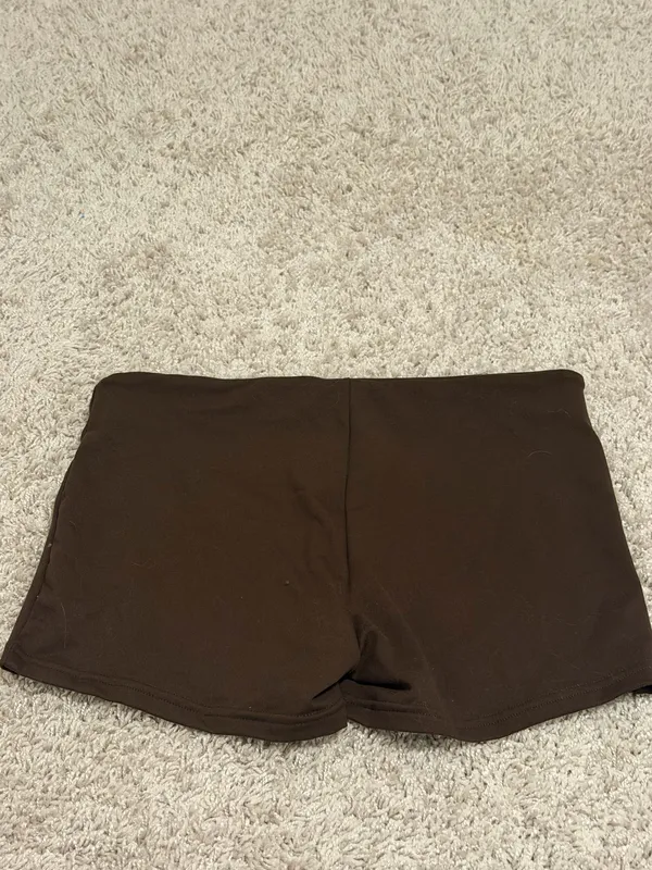 White Fox Boutique mini shorts  - Image 4