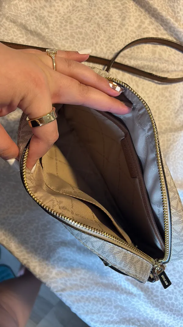 Michael Kors Purse & Wallet - Image 3