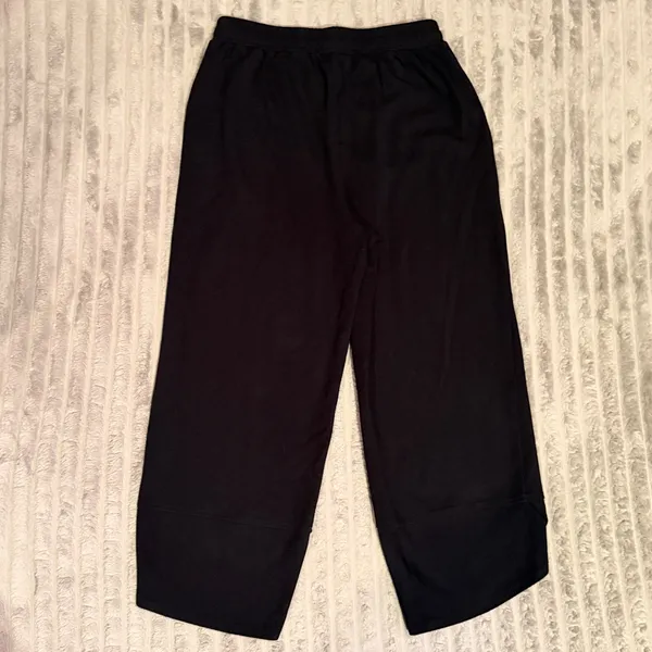Trendy Queen Black Cropped Wide Leg Pants Tulip Hem Pockets Medium - Image 7